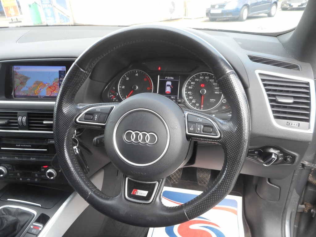Audi Q5 Audi Estate Special Edition 2.0T Fsi 230 Quattro Black #24