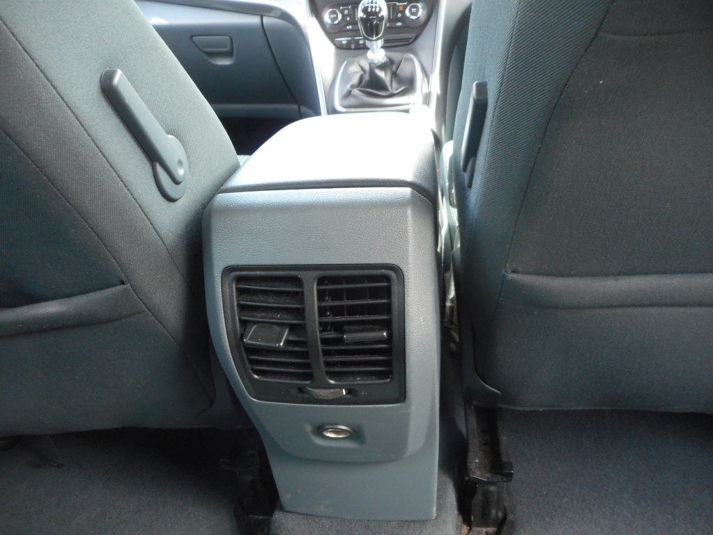 Ford C-Max 1.6 Turbo 35 Yearly Road Tax, Zetec Editi Black #23