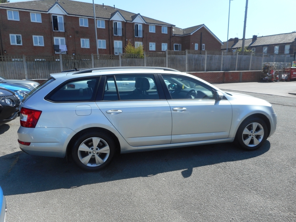 Skoda Octavia 1.6 Se L Tdi Dsg Silver #2