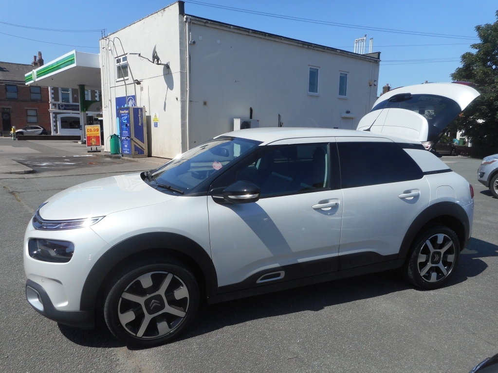 Citroen C4 Cactus 1.2 Puretech Flair S S White #5