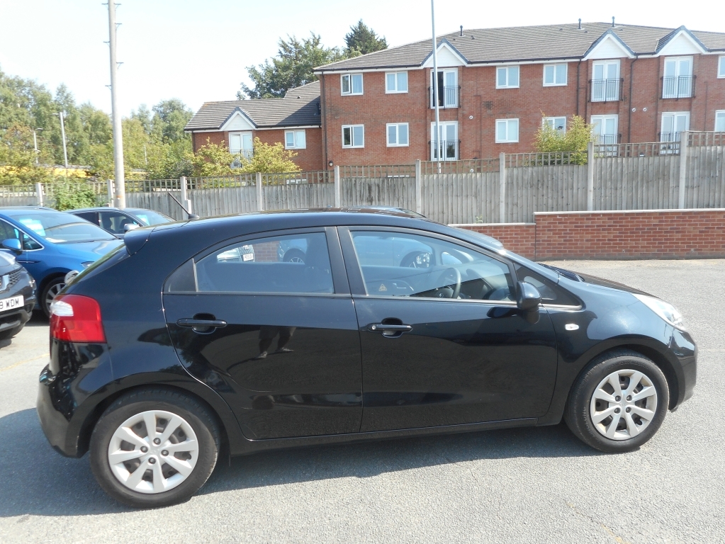 Kia RIO 1.2 1 Black #2