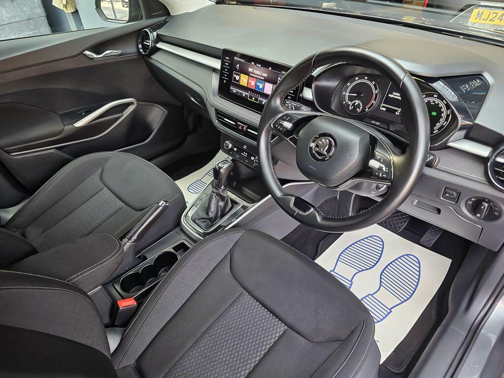 Skoda Fabia Colour Edition White #16