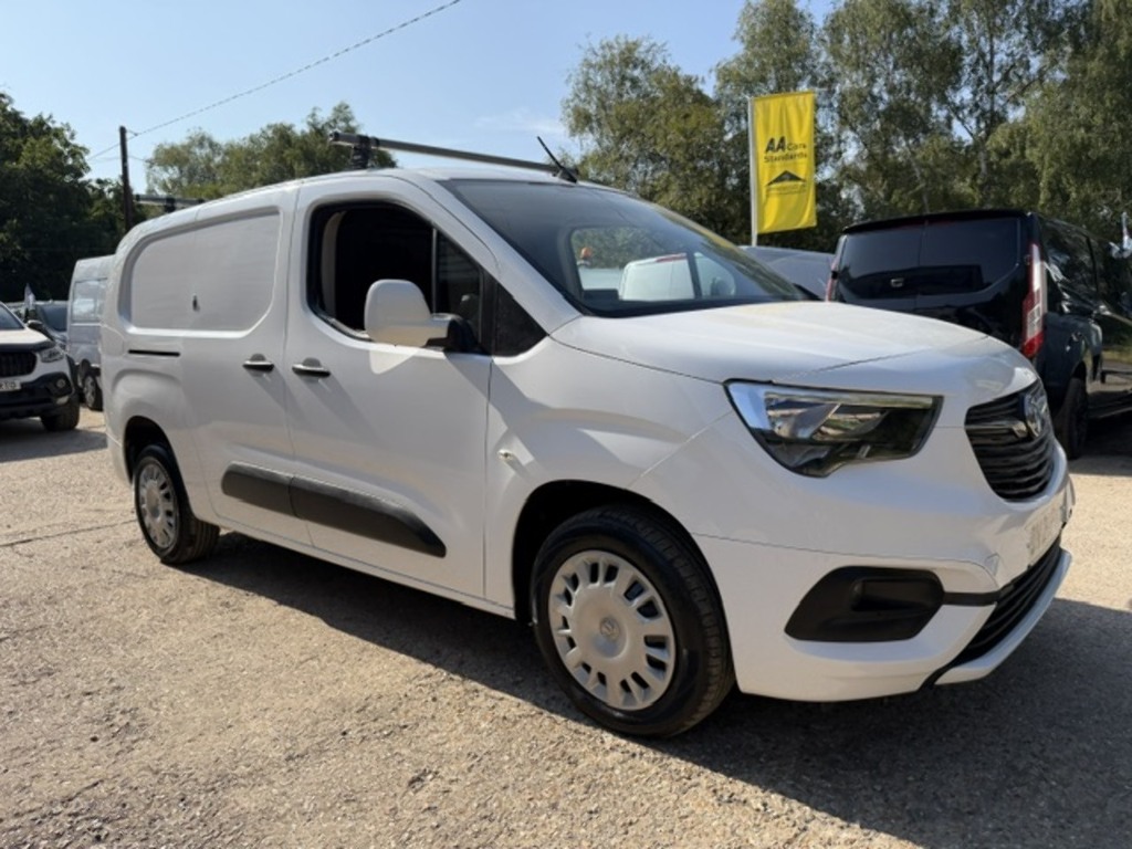 Vauxhall Combo Turbo D 2300 Sportive DV21PVA White #2