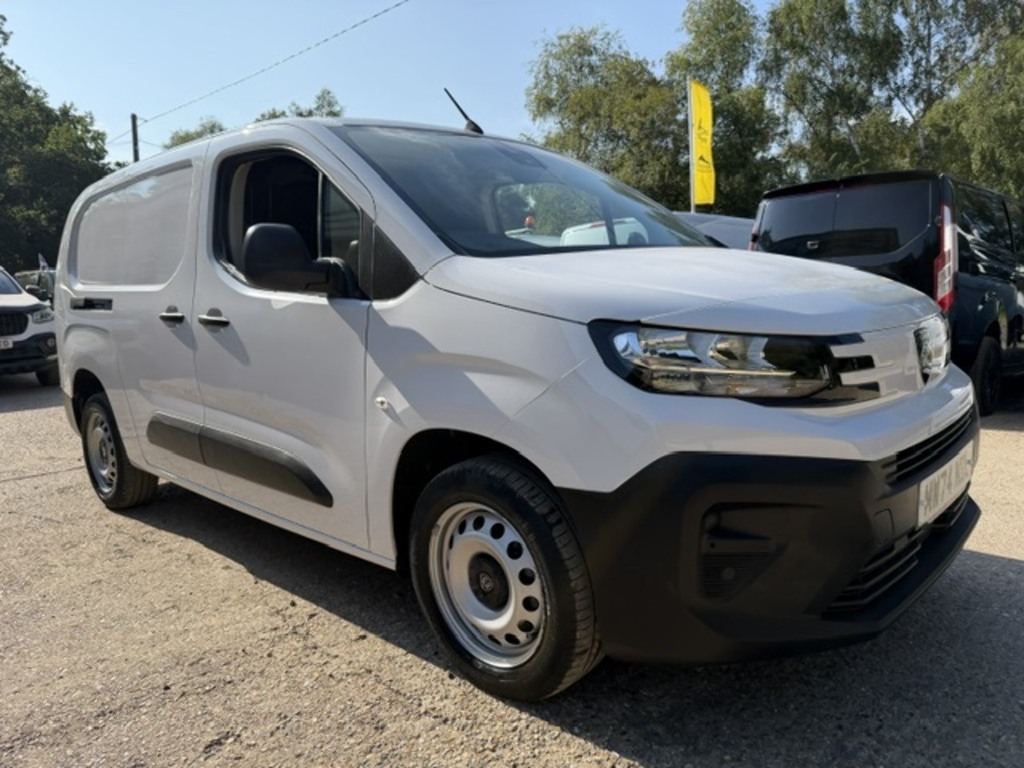 Peugeot Partner Bluehdi 950 Professional White #2