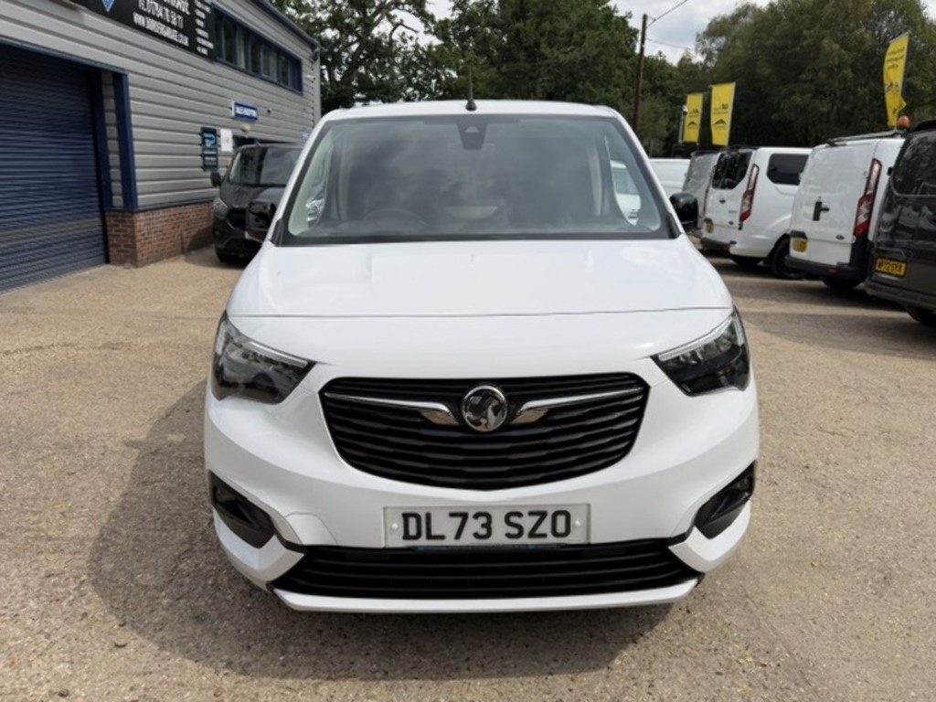 Vauxhall Combo 2300 1.5 Turbo D 100Ps H1 Pro Van Black #10