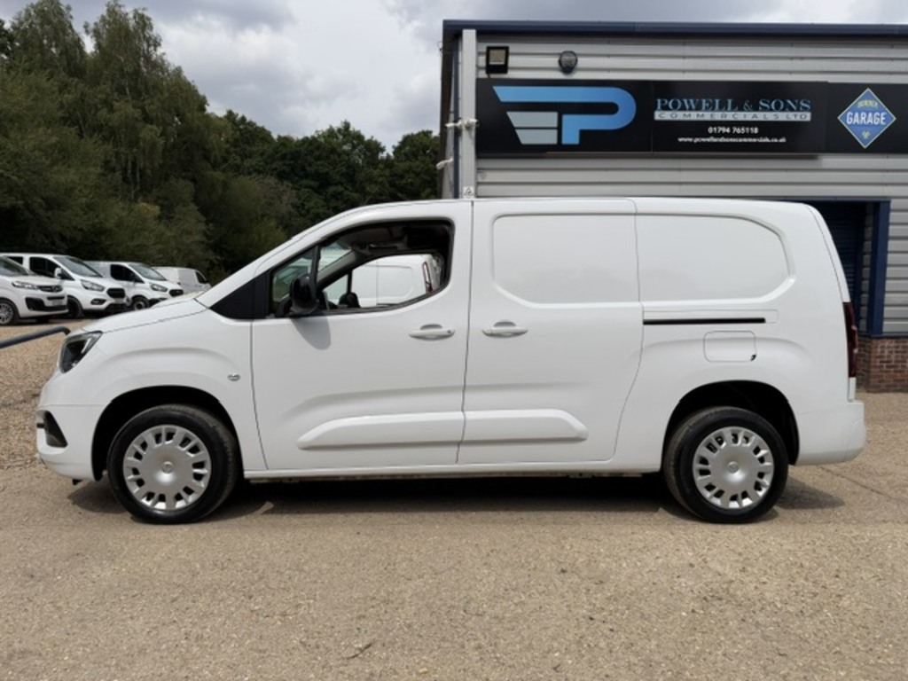 Vauxhall Combo 2300 1.5 Turbo D 100Ps H1 Pro Van Black #8