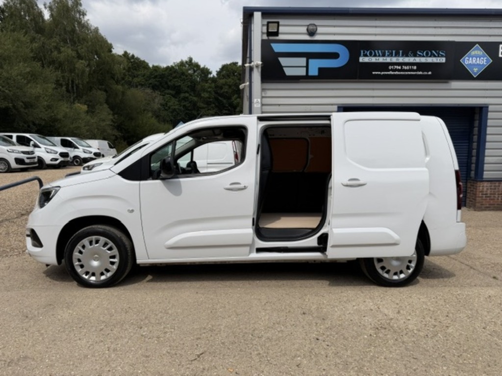 Vauxhall Combo Turbo D 2300 Pro White #4