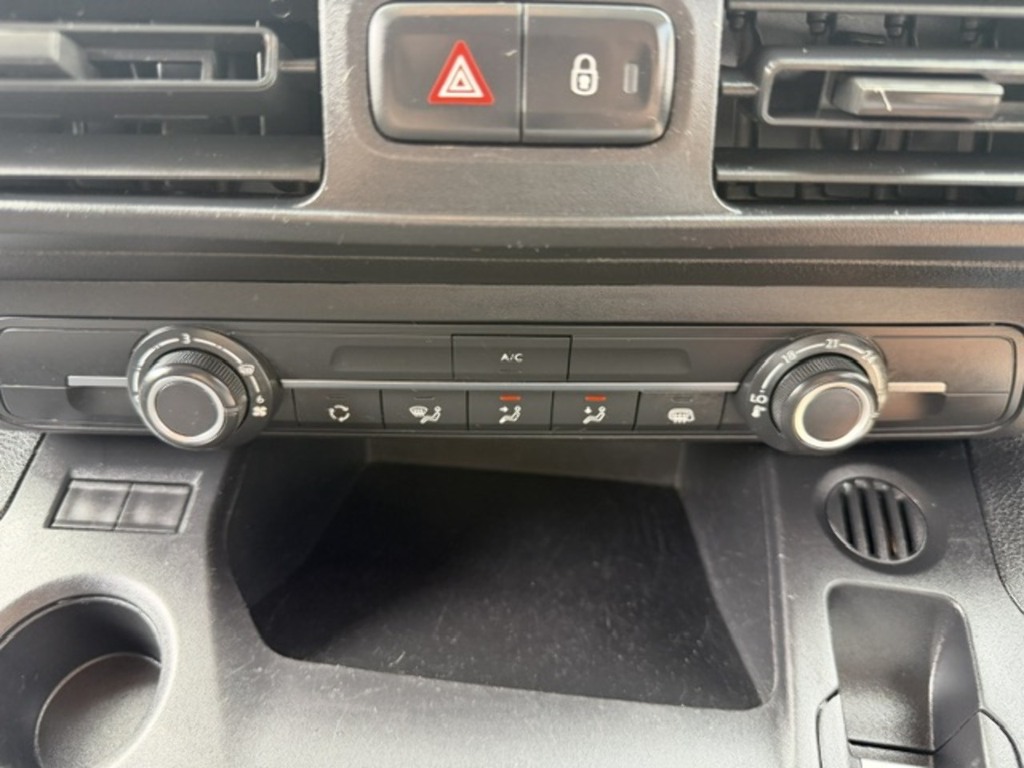 Vauxhall Combo 2300 1.5 Turbo D 100Ps H1 Pro Van Black #44