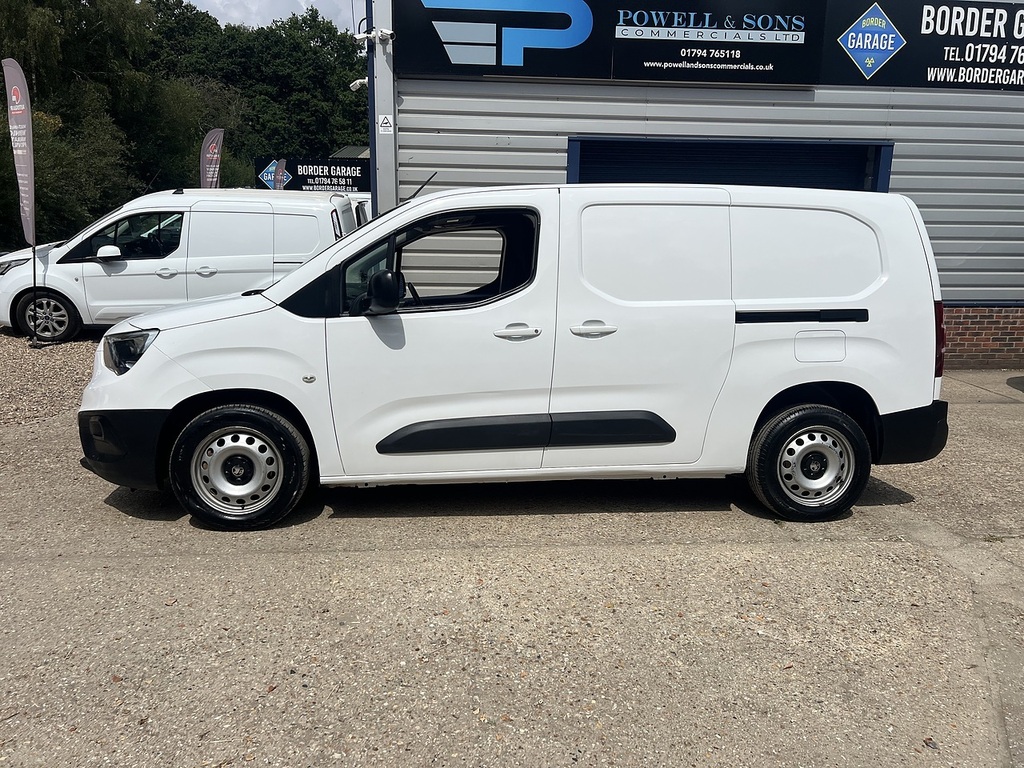 Vauxhall Combo 2300 1.5 Turbo D 100Ps H1 Sportive Van  #4