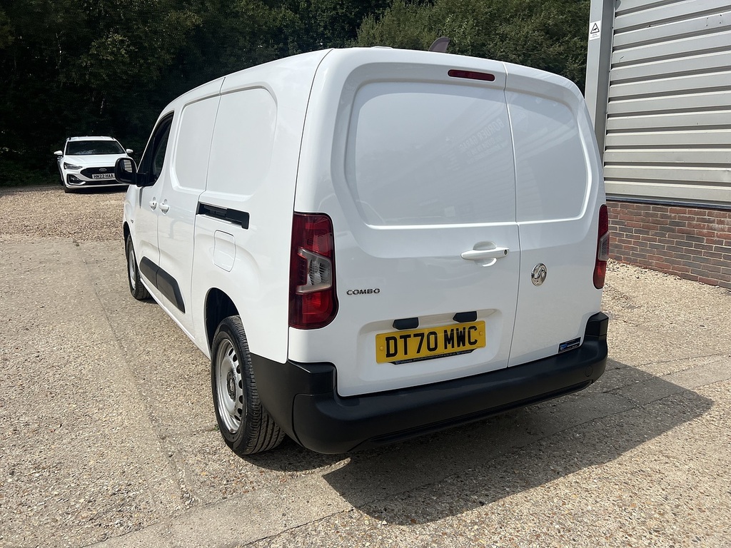 Vauxhall Combo 2300 1.5 Turbo D 100Ps H1 Sportive Van  #6