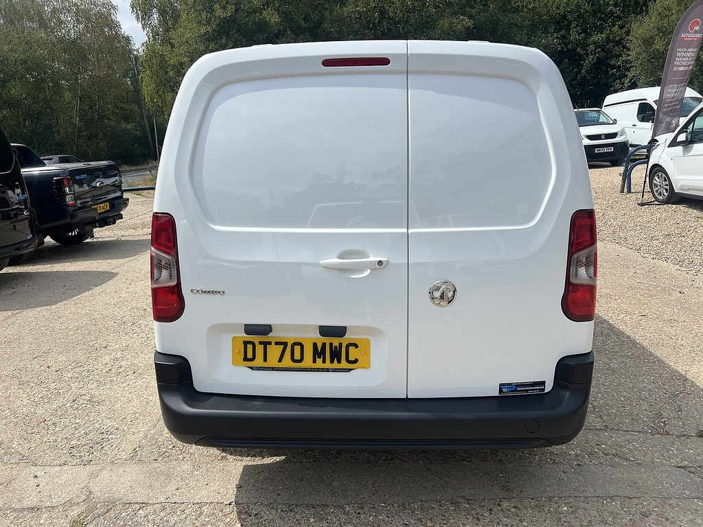 Vauxhall Combo 2300 1.5 Turbo D 100Ps H1 Sportive Van  #7