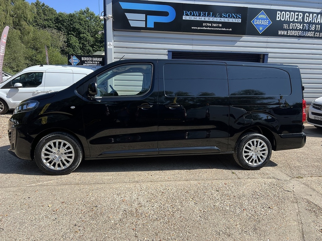 Vauxhall Vivaro Turbo D 3100 Pro Black #4
