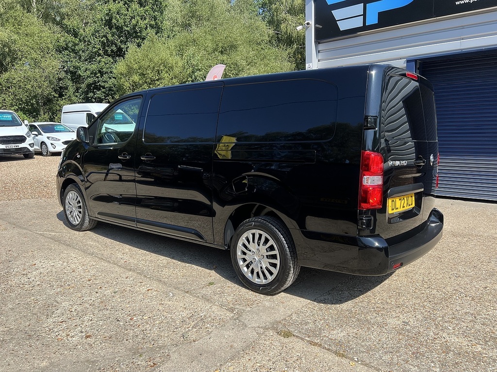 Vauxhall Vivaro Turbo D 3100 Pro Black #5