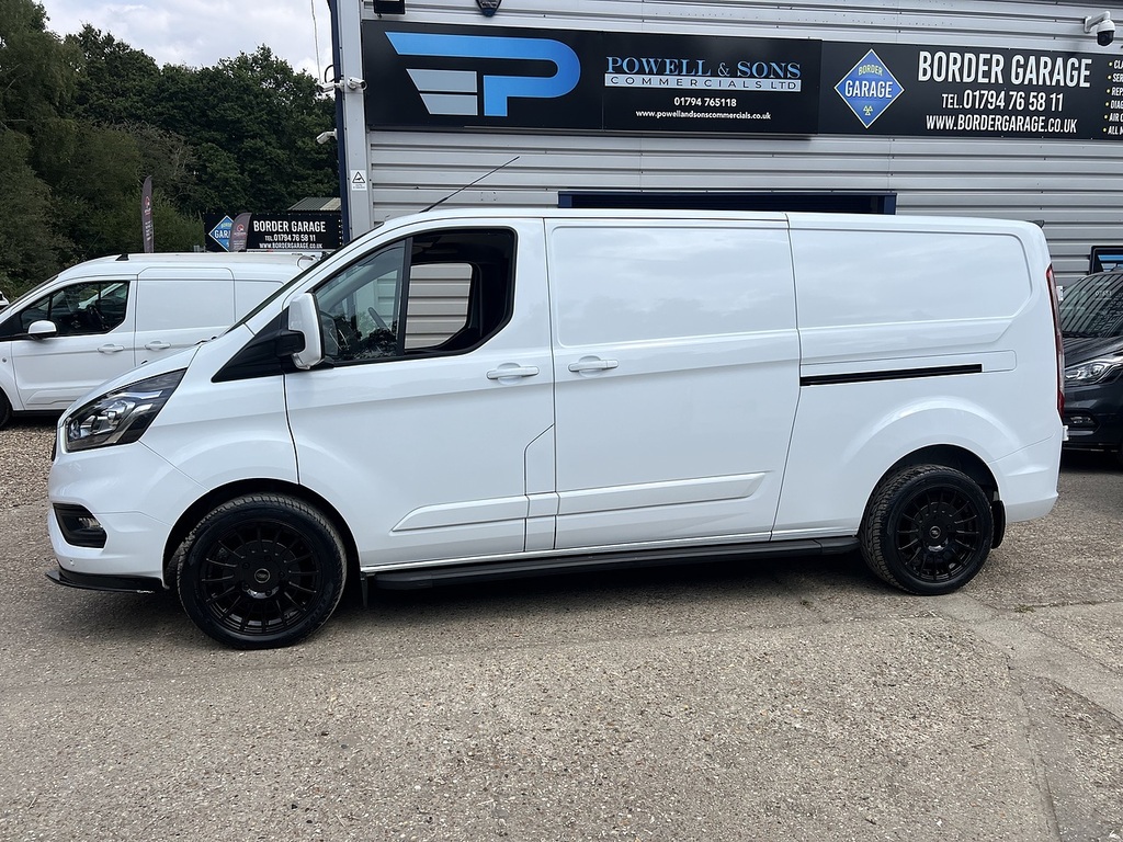 Ford Transit Custom 300 Limited Sports Pack LD23SFJ White #4