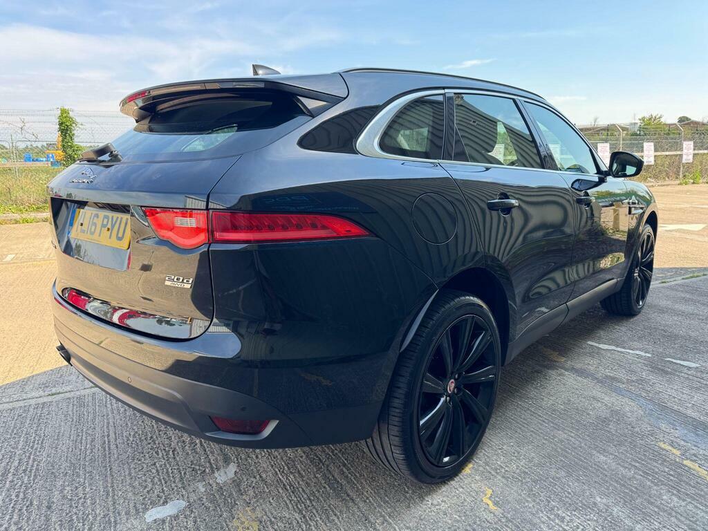 Jaguar F-Pace 2.0 D180 Prestige Awd Euro 6 S S YL16PYU Black #4
