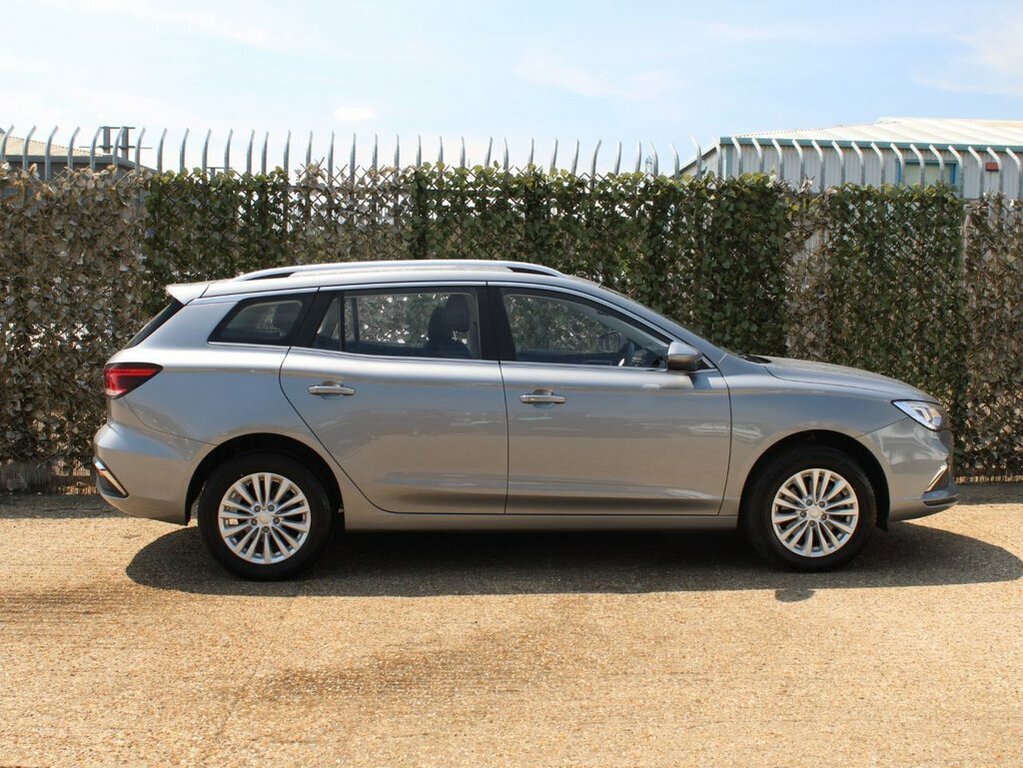 MG MG5 Estate Silver #5