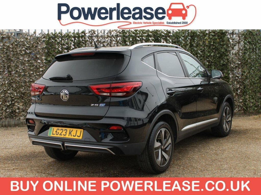 MG ZS Suv LG23KJJ Black #4