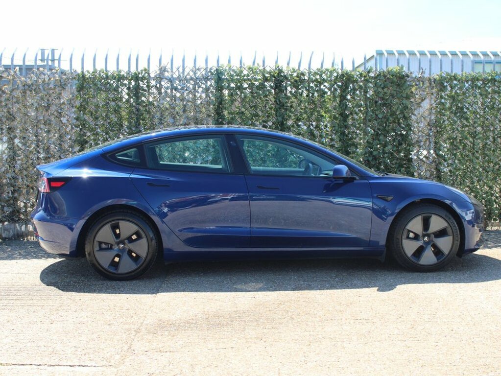 Tesla Model 3 Saloon LA22TFE Blue #4
