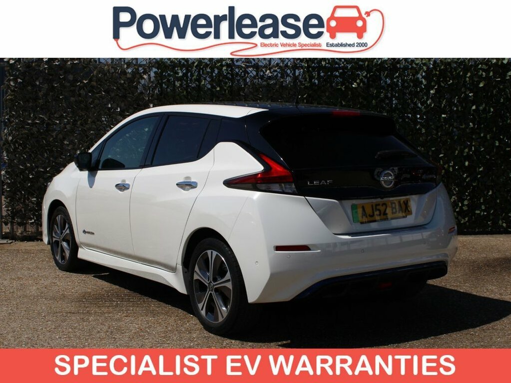 Nissan Leaf Hatchback AJ52BAX White #2