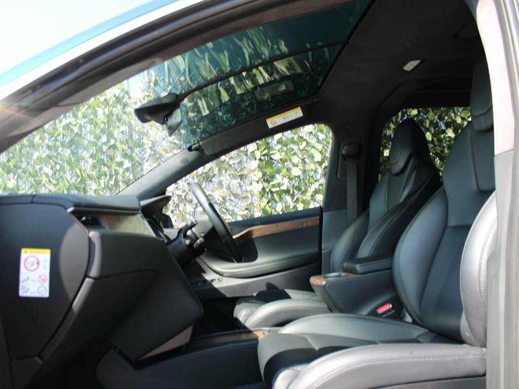 Tesla Model X Model X 100D Red #21