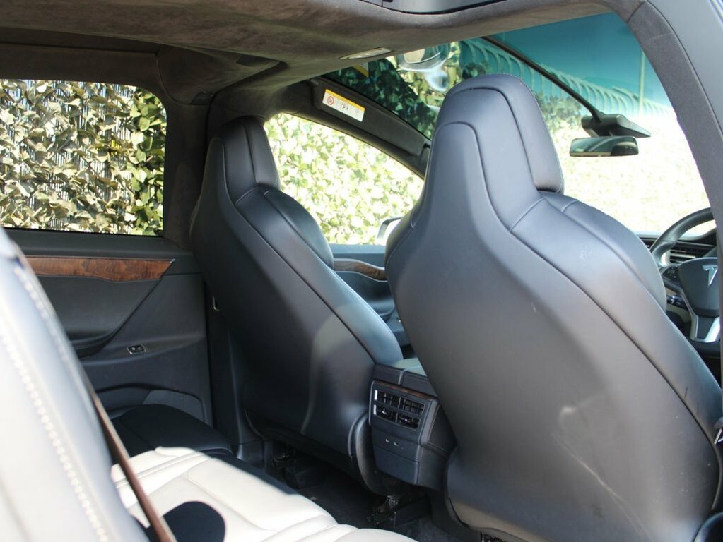 Tesla Model X Model X 100D Red #17