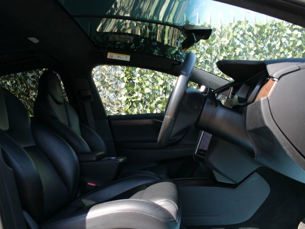Tesla Model X Model X 100D Red #20