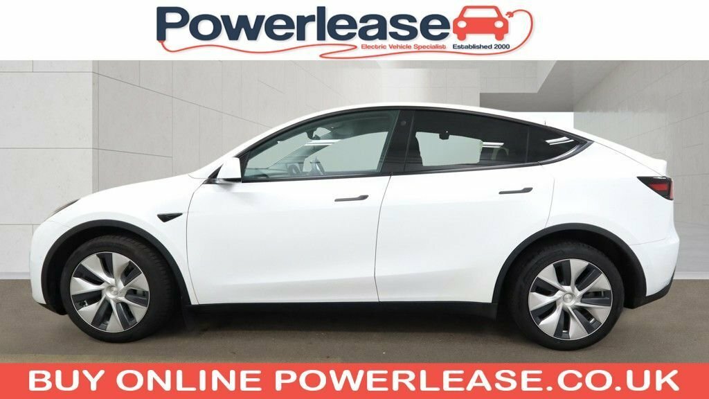 Tesla Model Y Suv AJ71VUT White #2