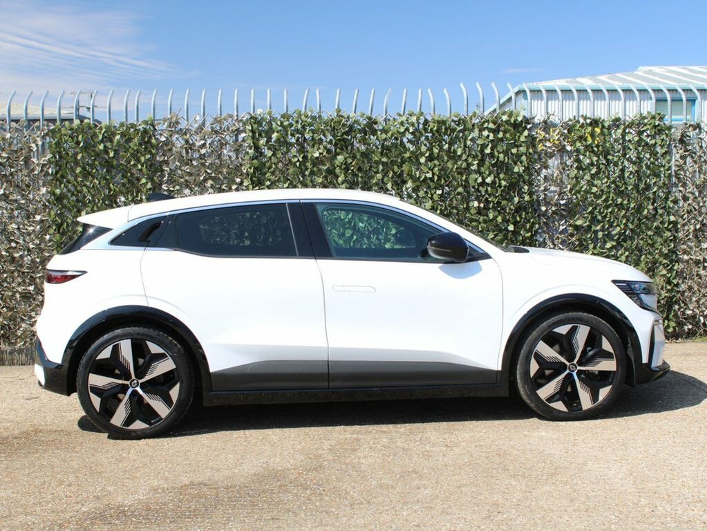Renault Megane E-Tech Hatchback White #4