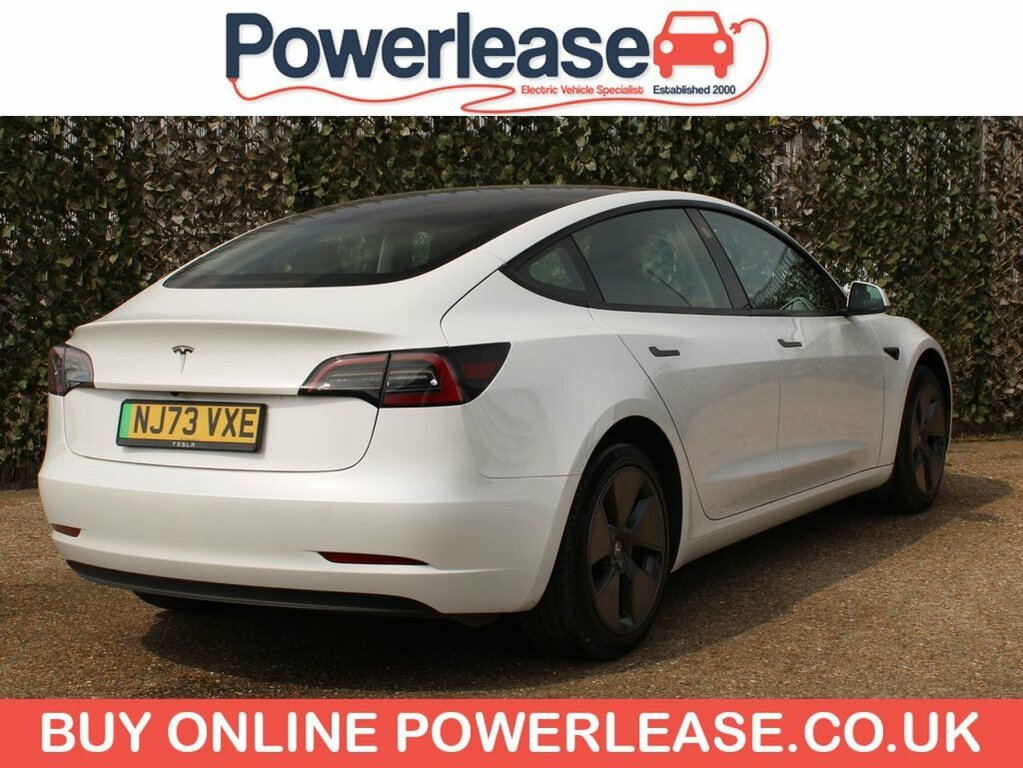 Tesla Model 3 Saloon NJ73VXE White #4