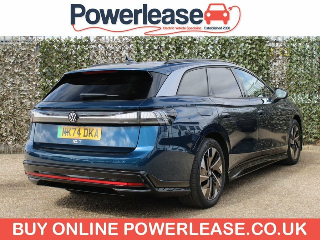 Volkswagen ID.7 Estate MK74DKA Blue #5