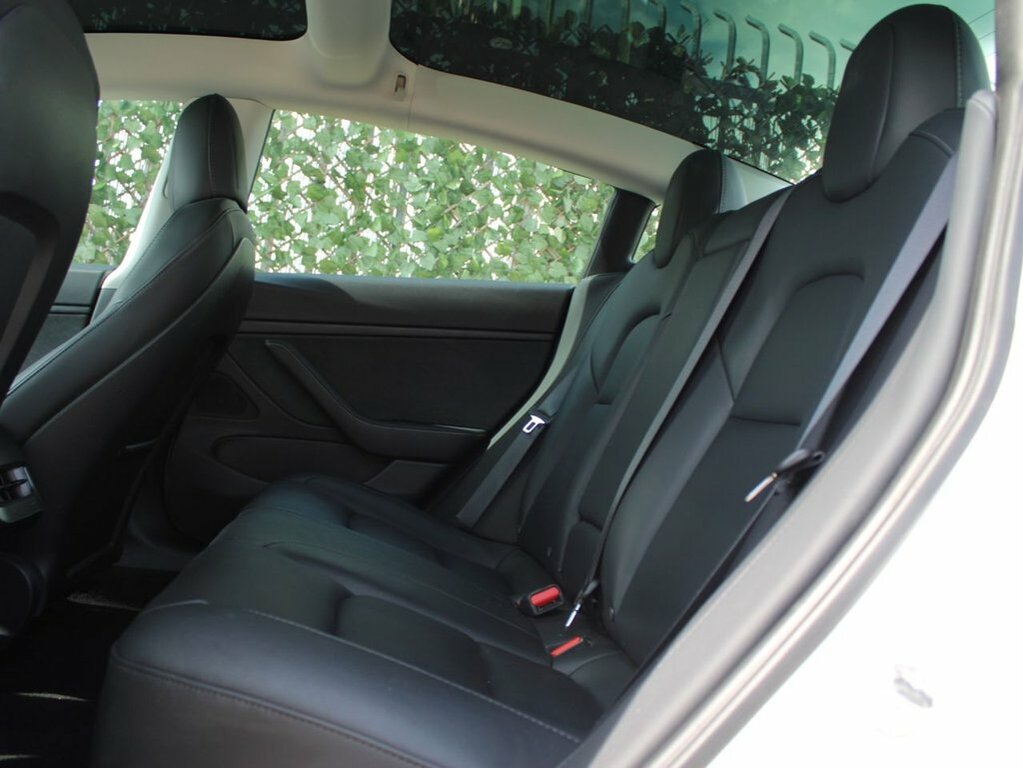 Tesla Model 3 Saloon TRZ4599 White #6