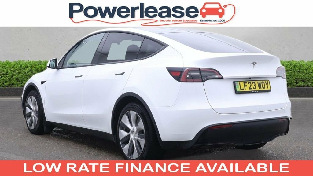Tesla Model Y Suv White