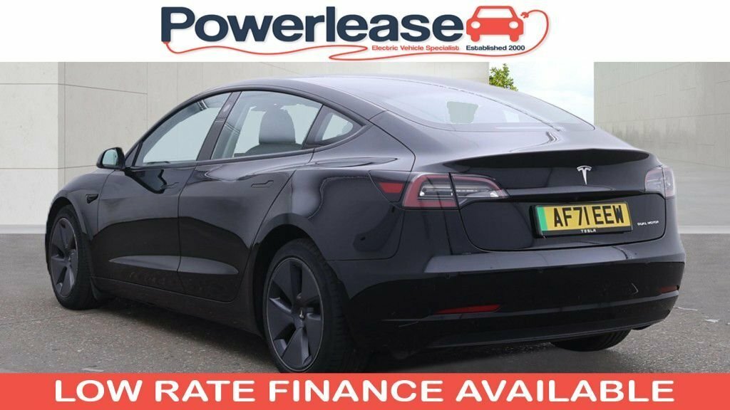 Tesla Model 3 Saloon Black