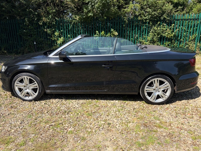 Audi A3 Tfsi Sport Black #3