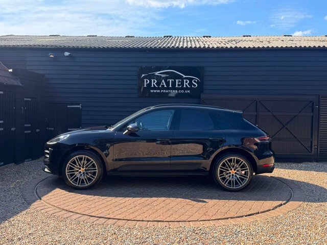 Porsche Macan Suv Pdk Black #6
