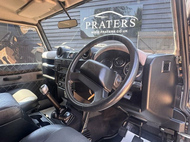 Land Rover Defender 110 110 Tdci Xs U1188 Black #8