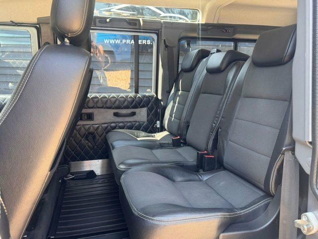 Land Rover Defender 110 110 Tdci Xs U1188 Black #12