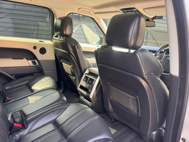 Land Rover Range Rover Sport 3.0L Sdv6 Hse Black #14