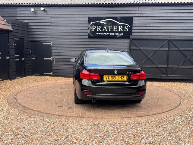 BMW 3 Series 316D Sport Saloon Black #2