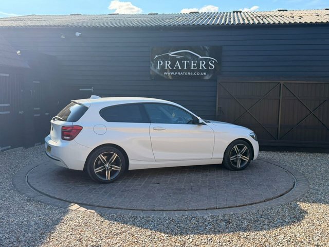 BMW 1 Series 116I Sport Hatchback White #6