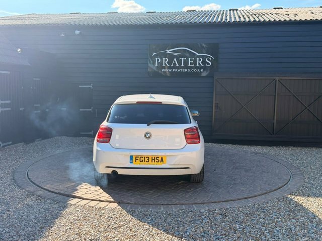 BMW 1 Series 116I Sport Hatchback White #3