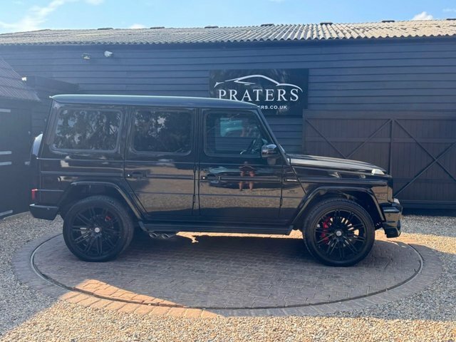 Mercedes-Benz G Class G63 V8 Biturbo Amg Black #4