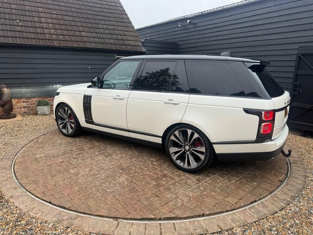 Land Rover Range Rover P565 V8 Sv White #6