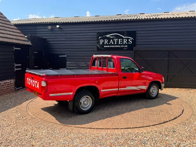 Toyota HILUX Pickup 2dr Diesel Manual Red #5