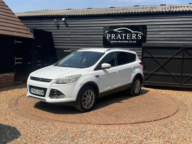 Ford Kuga Tdci Titanium Suv White #2