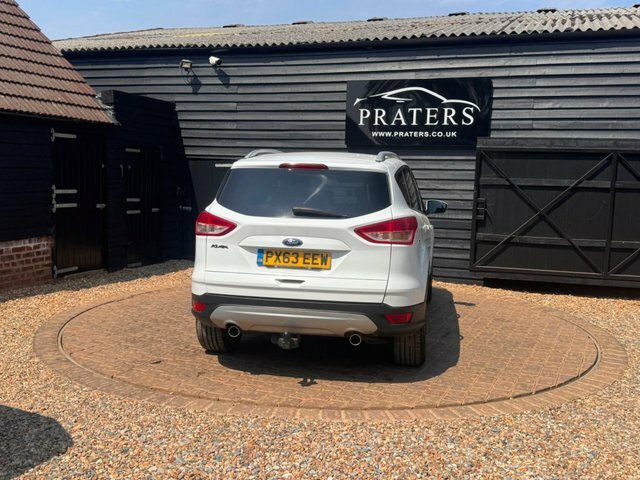 Ford Kuga Tdci Titanium Suv White #4