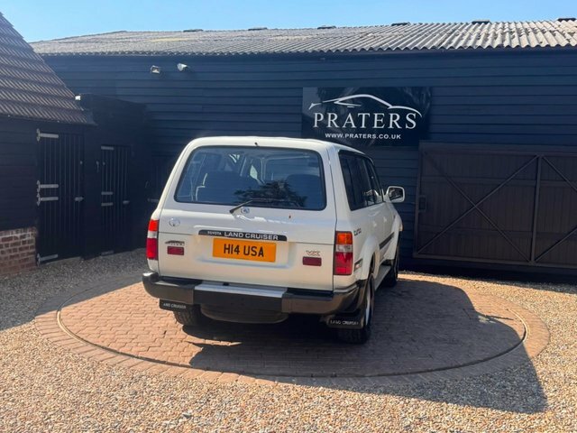 Toyota Land Cruiser 2 Swb 2.5 L Red #18