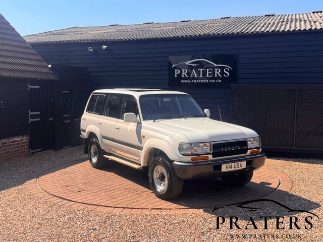 Toyota Land Cruiser 165 Bhp White