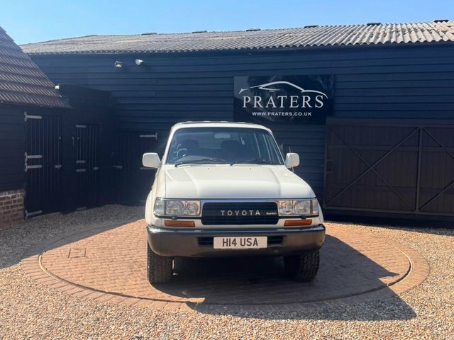 Toyota Land Cruiser 165 Bhp White #4