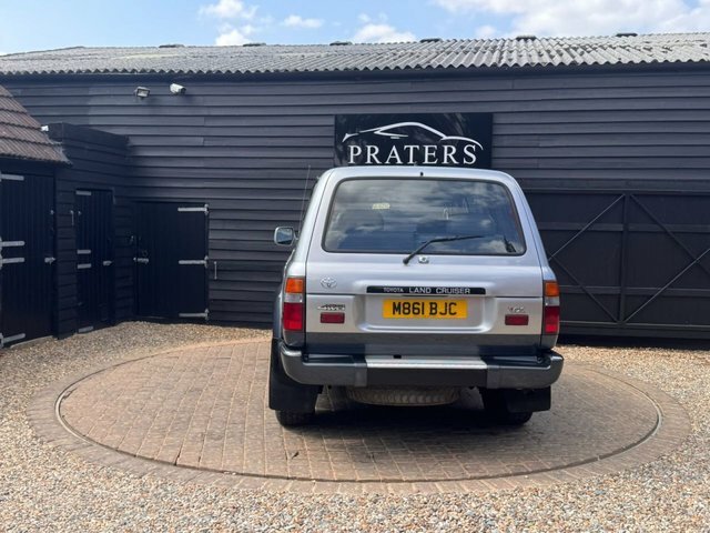 Toyota Land Cruiser 165 Bhp Silver #3